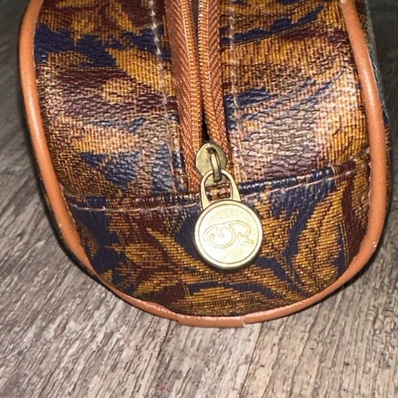 Oscar De La Renta toiletries bag/glasses/ bag organizer/small zip E/W vinyl bag - Picture 7 of 14